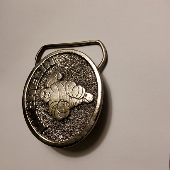 Vtg.Michelin Man Belt Buckle Silvertone 3D. - Picture 2 of 6
